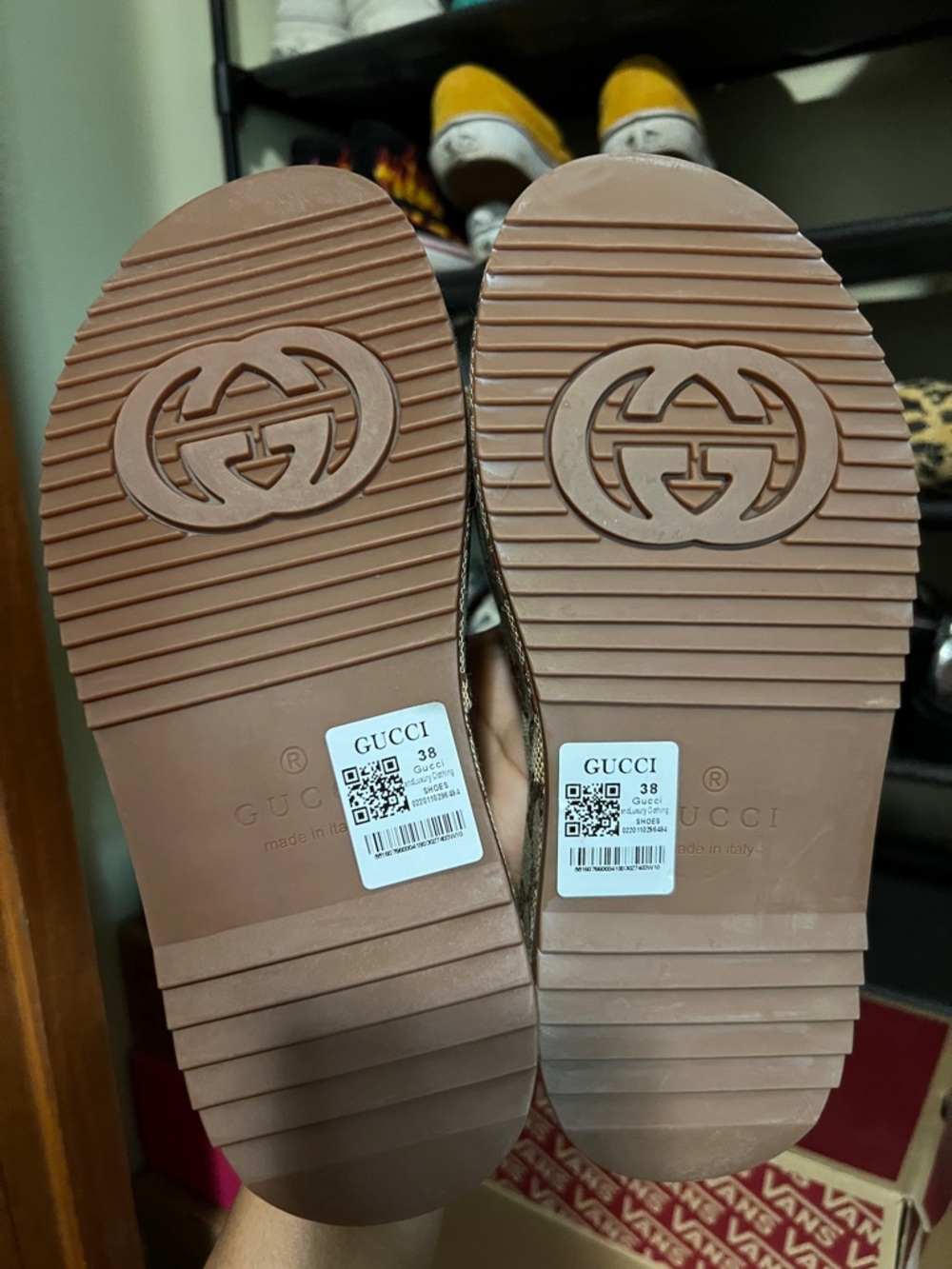 FAUX Beige and Burgundy GG Canvas Slide Sandal - Picture 4 of 5